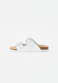 LEATHER UNISEX - Čības - white