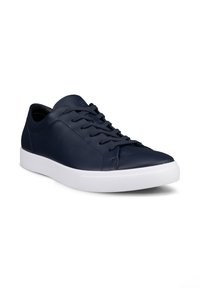 Marineblaue Low-Top-Sneaker mit weißer Gummisohle, Schnürung vorne und glattem Lederobermaterial, leicht seitlich dargestellt.