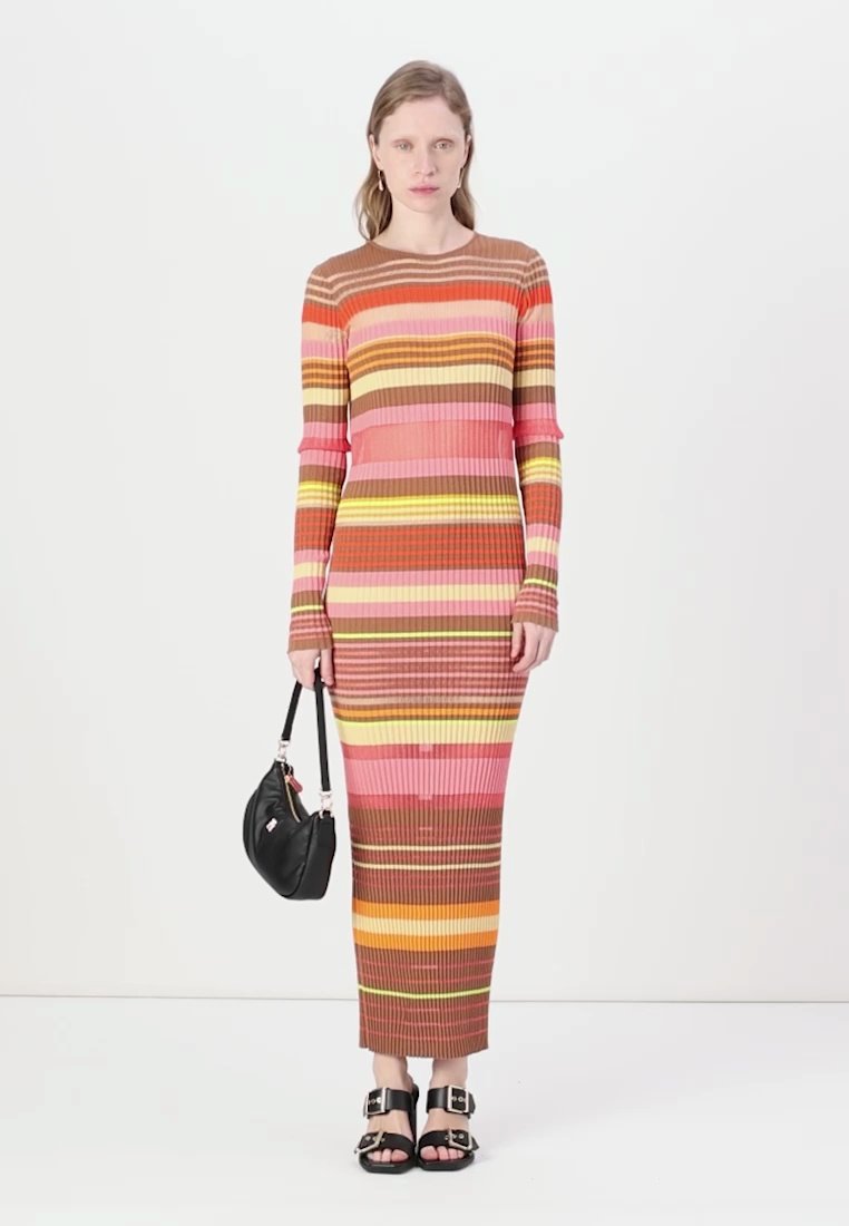 ワンピース Pinko SASSOLUNGO LONG DRESS IN COLOURED STRIPED KNIT Pinko Sassolungo Dress With Round Neck And Long Sleeves In