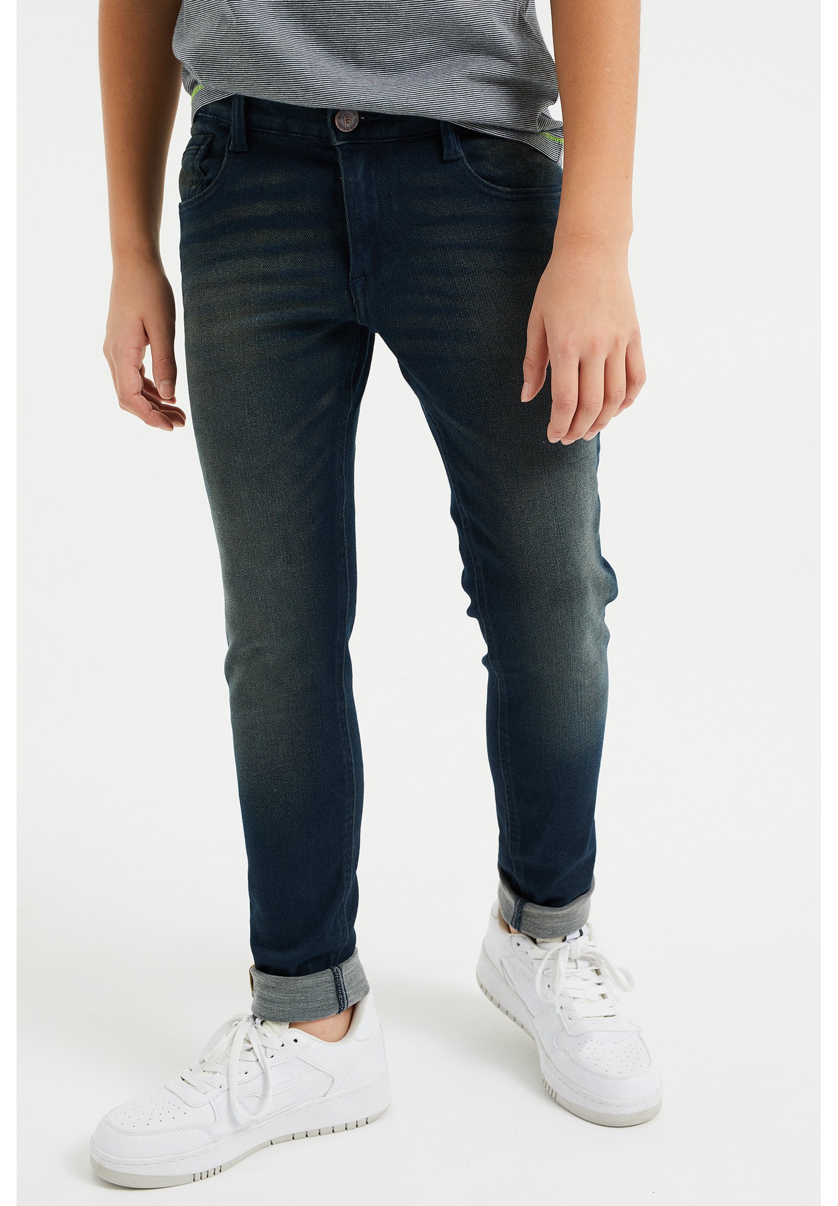 WE Fashion RELAXED FIT - Straight leg 