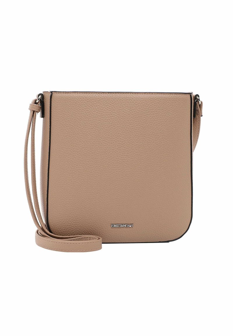 Béžová crossbody taška s texturovaným povrchem, s černým akcentem na okrajích a odnímatelným ramenním popruhem. Logo umístěné ve spodní části.