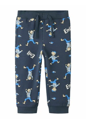 Pantalon enfant bleu marine avec ceinture et poignets élastiques, avec des garçons cartoon espiègles et des chapeaux dispersés en bleu et beige.