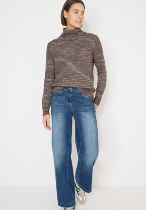 SPACE ROLLKRAGENPULLOVER - Strickpullover - braun