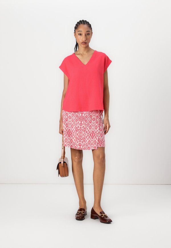 LINNO - Blouse - geranium4