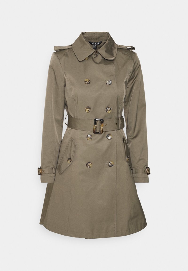 Oliwkowy płaszcz trench z paskiem w talii, podwójnym zapięciem i złotymi guzikami. Posiada szpiczasty kołnierz oraz boczne kieszenie.