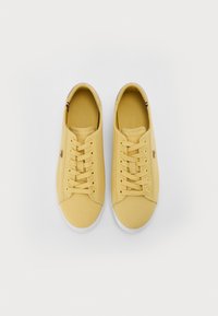 Thumbnail Image 4