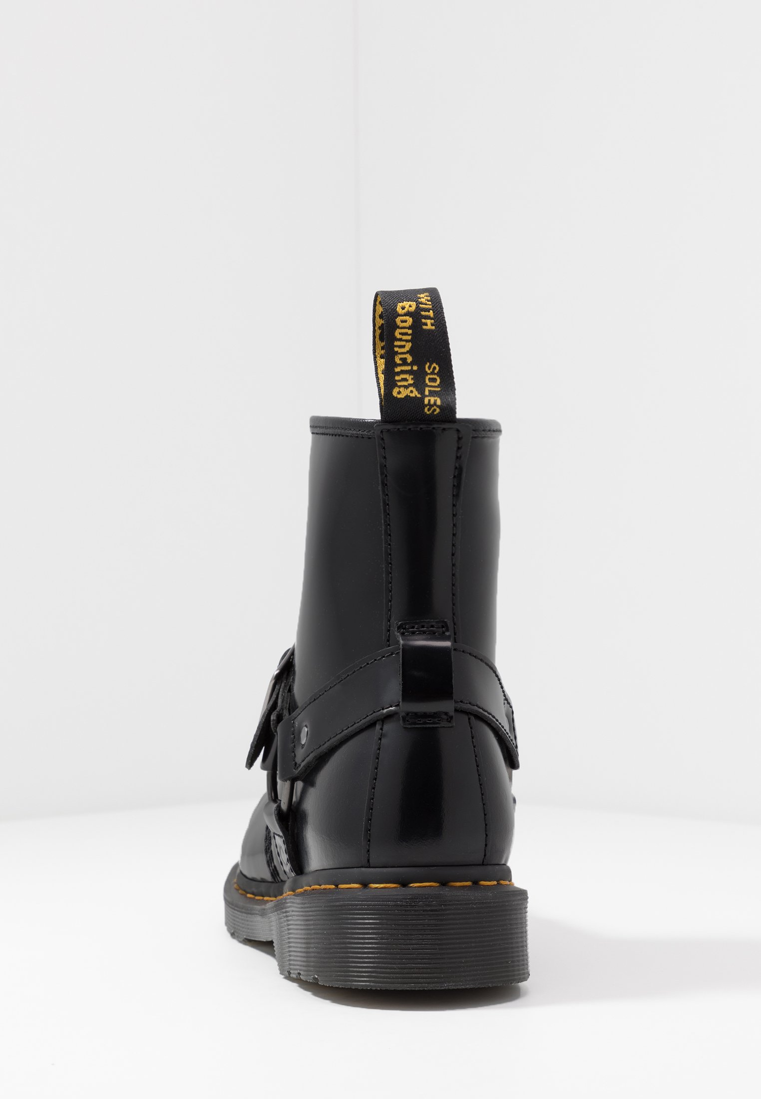 dr martens harness chelsea boots