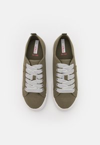 s.Oliver Trainers - pistachio