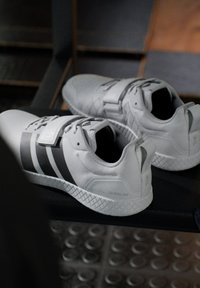 adidas Performance UNISEX valkoinen