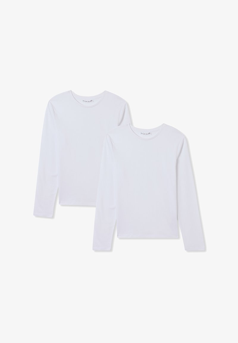 Due magliette bianche a manica lunga in cotone morbido, con scollature rotonde e orli dritti, esposte una accanto all'altra.