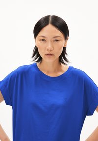 ARMEDANGELS IDAARA - T-shirt basic - dynamo blue