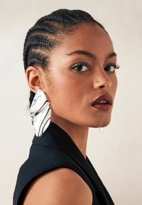 Next MOLTEN FOLDED STATEMENT - Kõrvarõngad - silver tone