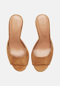 Scarosso LOHAN - Natikače na petu - tan suede