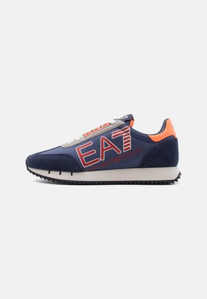 EA7 Emporio Armani VINTAGE UNISEX - Sneakers laag - sky captain/insignia blue/orange fluo/bone white