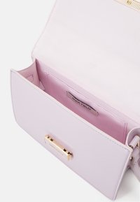 Anna Field Torba preko tijela - lilac