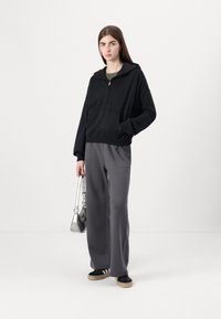 Hollister Co. Kapucnis pulóver - casual black