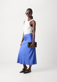Anna Field Linne - off-white
