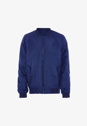 Granatowa kurtka bomberka wykonana z lekkiego materiału, z zapięciem na zamek błyskawiczny z przodu, żebrowanym kołnierzem i dwiema bocznymi kieszeniami. Minimalistyczny design, gładka tekstura.