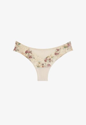 Intimissimi, - Brazyliany