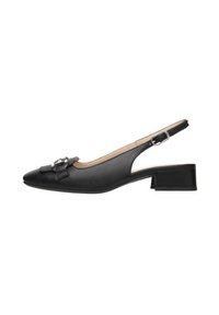 Zapato de tacón tipo slingback en negro, con punta redondeada, parte superior texturizada, detalle de lazo y un tacón bajo en bloque. Cuenta con una correa ajustable en el tobillo.