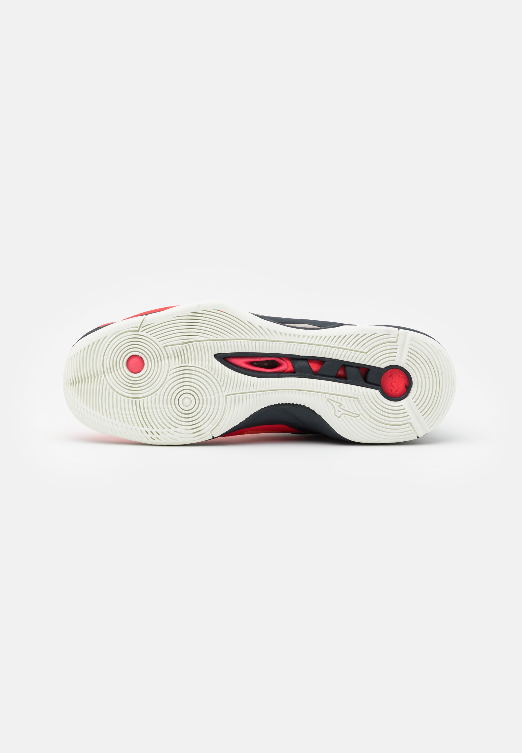 mizuno momentum mid