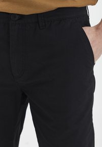 Solid SDTITIAN - Shorts - black