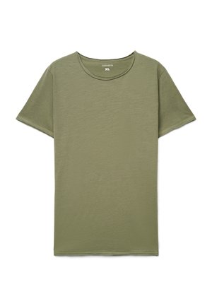 T-shirt a maniche corte verde oliva in tessuto morbido con scollo rotondo e orlo diritto. Etichetta mostrata al collo con la scritta "Terranova XL".