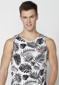 Koroshi Felső - crudo off white