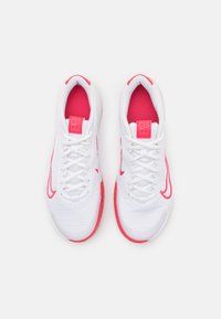 Nike Performance VAPOR LITE 2 - Tenisice za sve terene - white/aster pink/hot punch/crimson tint