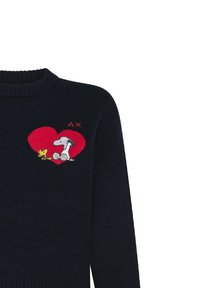 Maglione blu navy con collo rotondo a coste, caratterizzato da una grafica con un cuore rosso e i disegni di Snoopy e Woodstock ricamati a maglia.