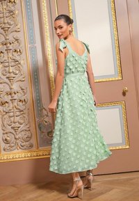 Love & Roses REGULAR FIT - SHOULDER MIDI  - Vapaa-ajan mekko - sage d
