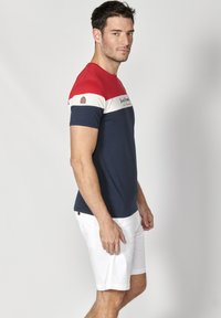 Koroshi SHORT SLEEVE - Marškinėliai su spaudiniu - rojo   red
