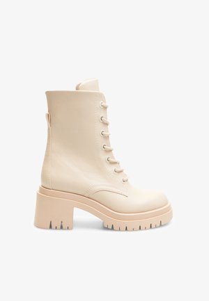 Platform ankle boots - beige