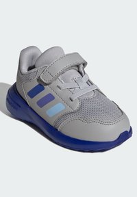 adidas Performance TENSAUR UNISEX - Silniční běžecké boty - grey two   glow blue   blue