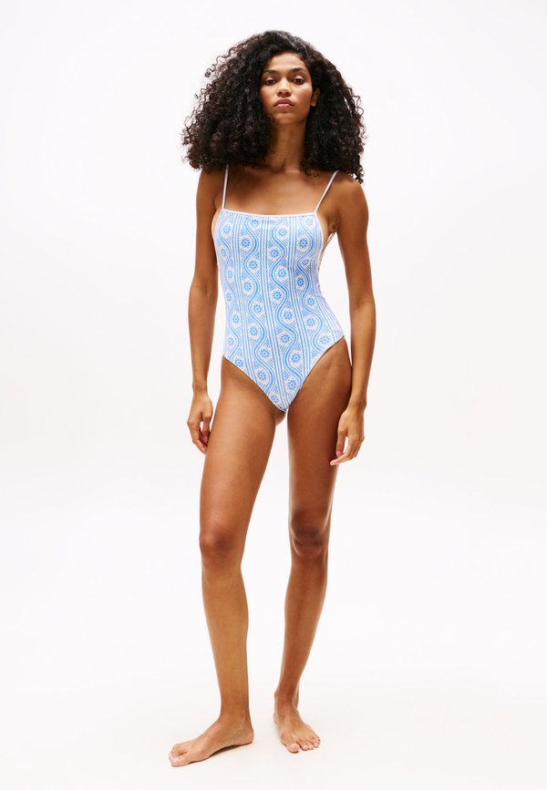 ESSENTIALS STRAIGHT NECK ONE PIECE PRINT - Swimsuit4