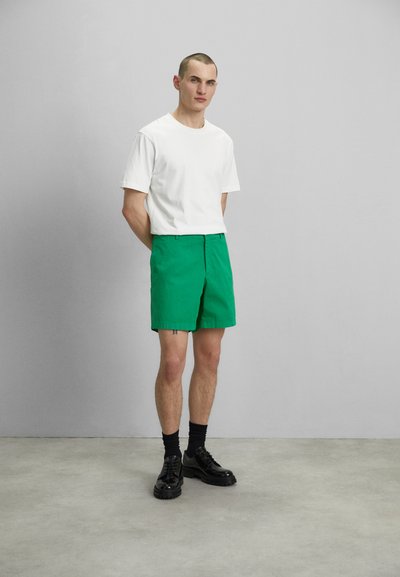 Theory Short - jade green