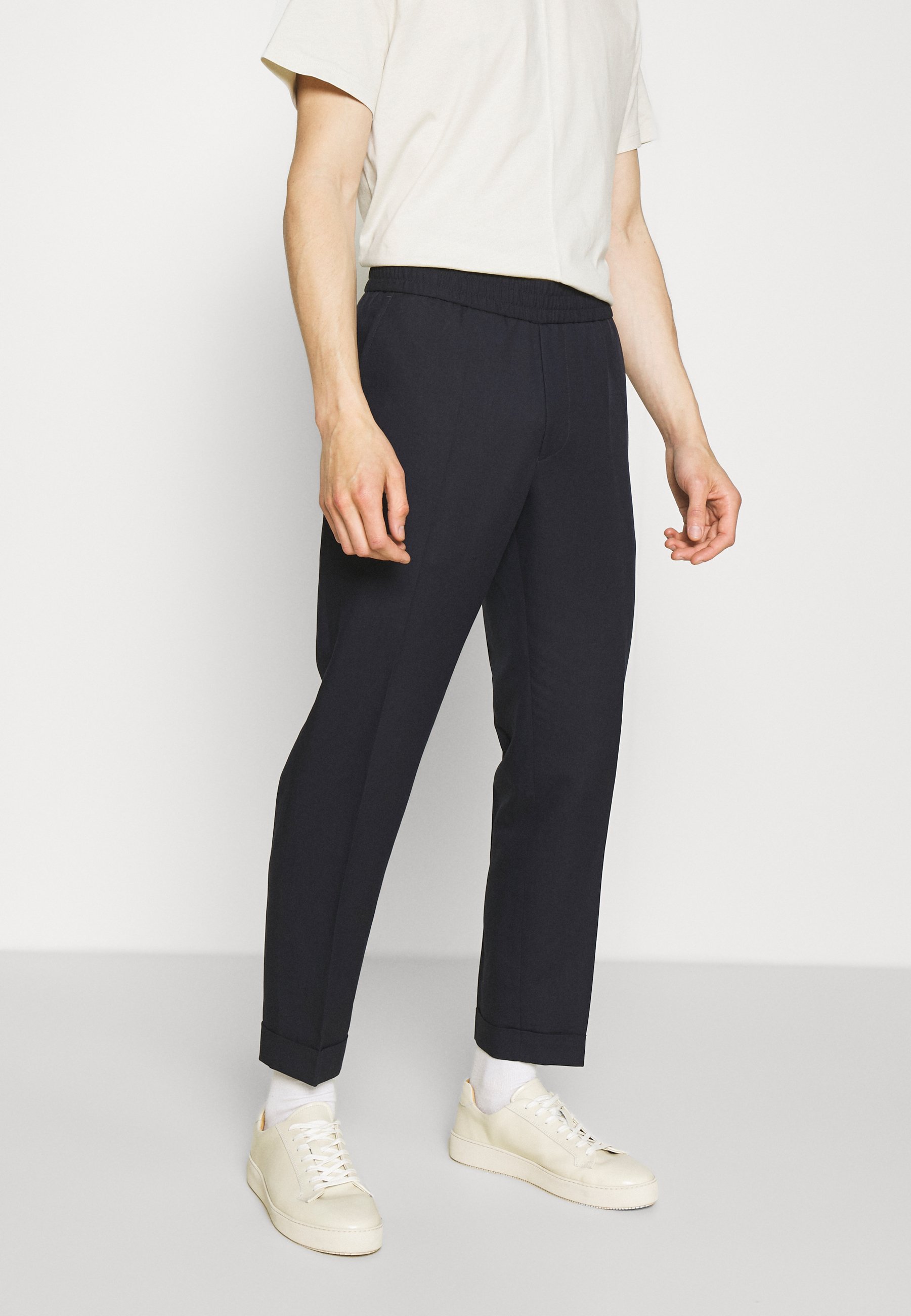 Filippa K TERRY CROPPED SLACKS - Pantaloni - dark navy/blu scuro - Zalando .it