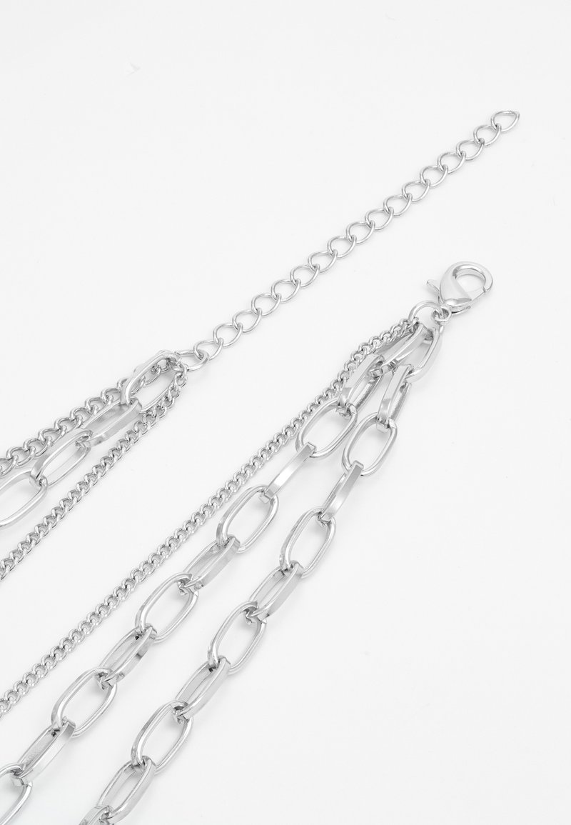 Herren Halsketten | Urban Classics LAYERING CROSS NECKLACE UNISEX Halskette silver-coloured/silberfarben - YW91171 Herren Halsketten | Urban Classics LAYERING CROSS NECKLACE UNISEX Halskette silver-coloured/silberfarben - YW91171