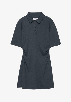 Tmavosivá polokošeľa s krátkym rukávom z mäkkej látky, s klasickým golierom, piatimi gombíkmi a voľným mierne splývavým strihom.