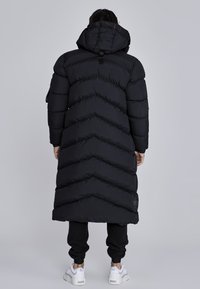 SIKSILK Zimski kaput - black