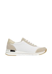 Weiße und beige Sneaker aus Leder und Wildleder, runde Zehenpartie, Schnürdesign, metallische Akzente an der Ferse und strukturiertes Gummiprofil.