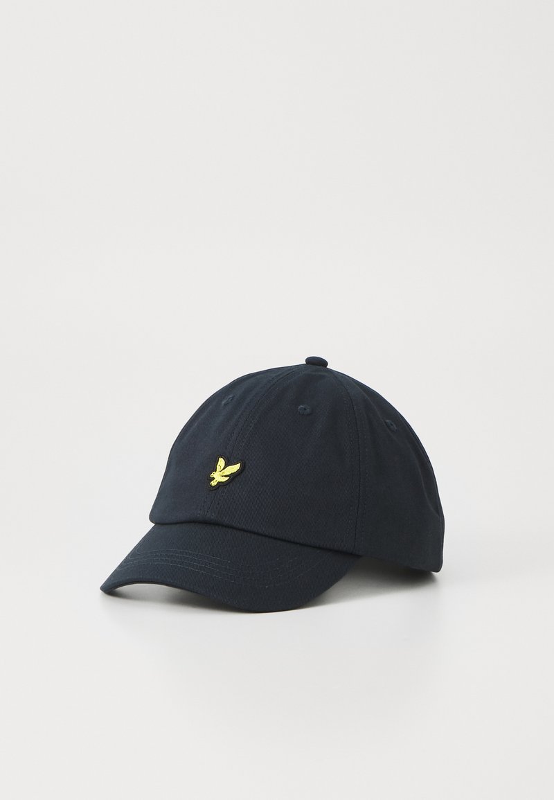 Cască de baseball din bumbac de culoare bleumarin, cu un cozoroc curbat, având un mic logo brodat aurit în față și șase orificii de ventilație.
