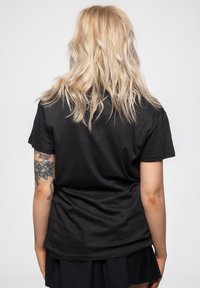 Paradiso Clothing TUPAC ONLY GOD CAN JUDGE ME BOYFRIEND FIT - Print T-shirt - black