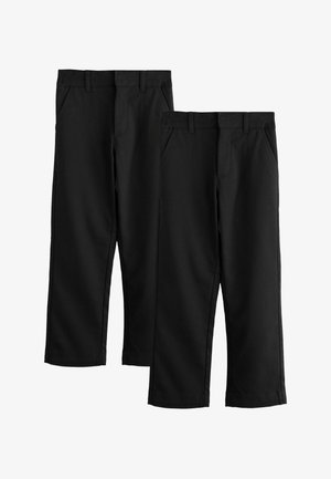 Zwei Paar schwarze Hosen mit geradem Bein, Gürtelschlaufen und Seitentaschen, vor weißem Hintergrund präsentiert.