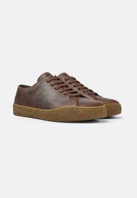 Camper PEU TERRENO - Sneakers basse - mittelbraun