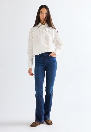 BOOTCUT - Bootcut piegriezuma džinsi - nightshade