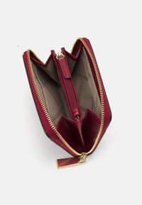 MICHAEL Michael Kors JET SET COIN CARD CASE - Peňaženka - deep red