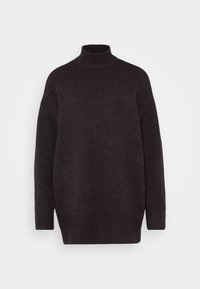 Dunkelbrauner, langärmeliger Strickpullover mit hohem Kragen und gerippten Bündchen und Saum, auf einem schlichten hellen Hintergrund abgebildet.