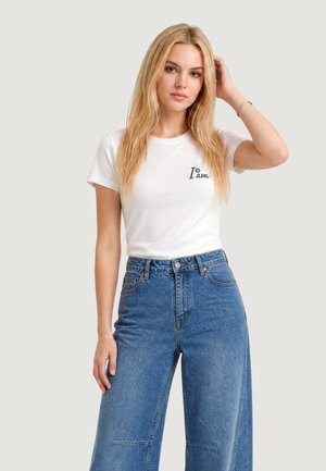 I AM, I'AM LOGO 2187 - T-shirt con stampa - white