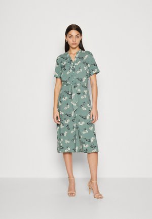 Vero Moda VMVICA S/S GA WVN NOOS - Blousejurk - green